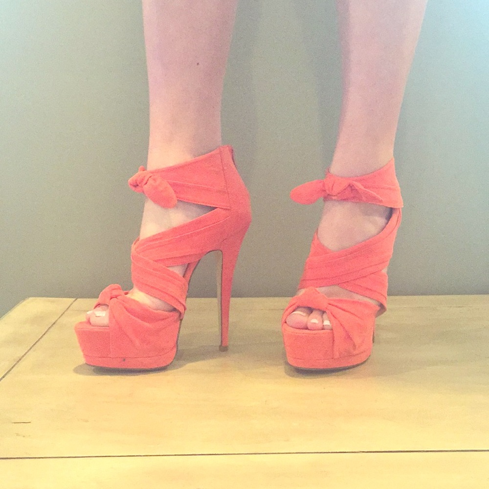 Orange platforms